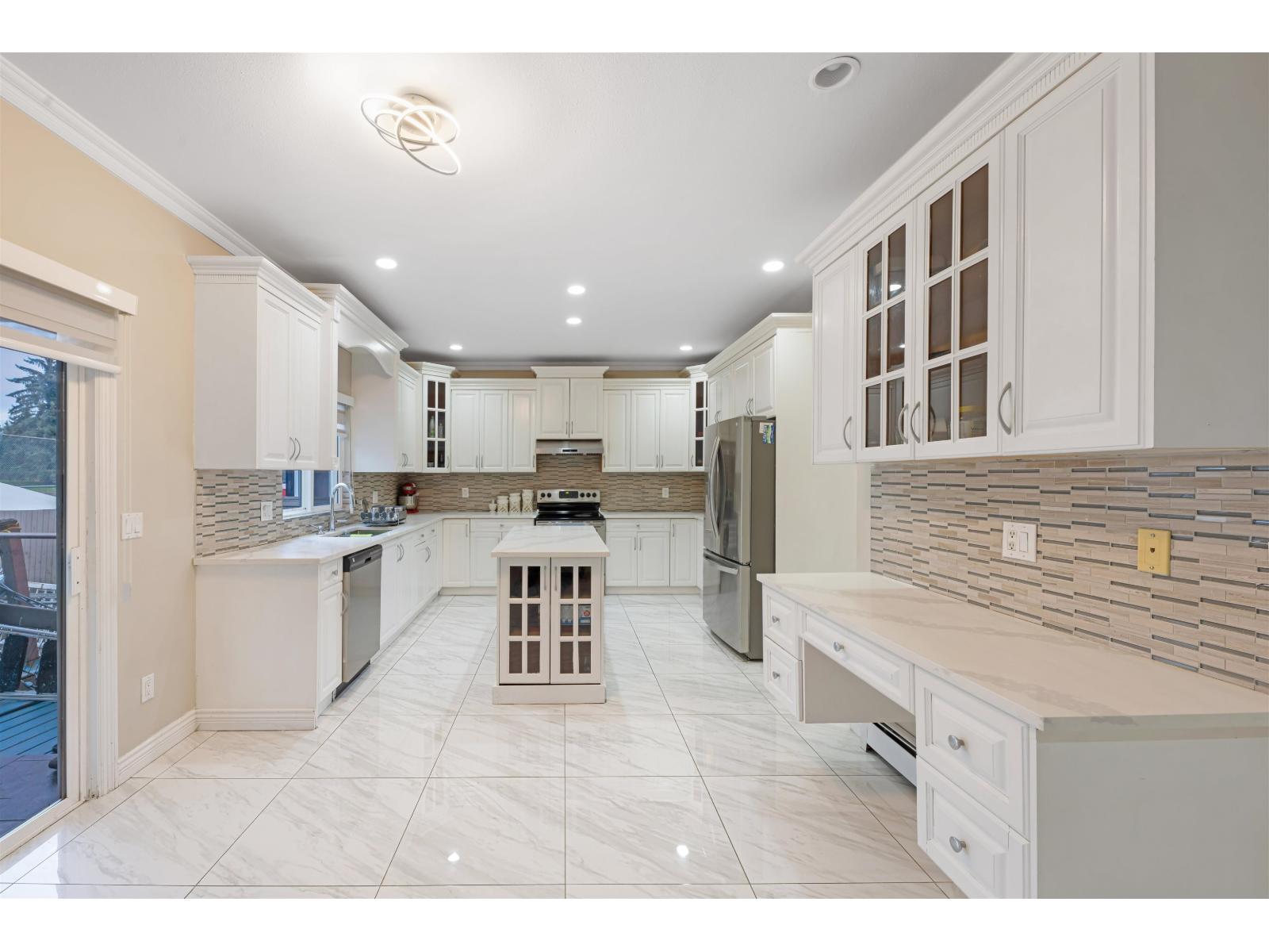 14621 81a Avenue, Surrey, British Columbia  V3S 9Y4 - Photo 10 - R3070543