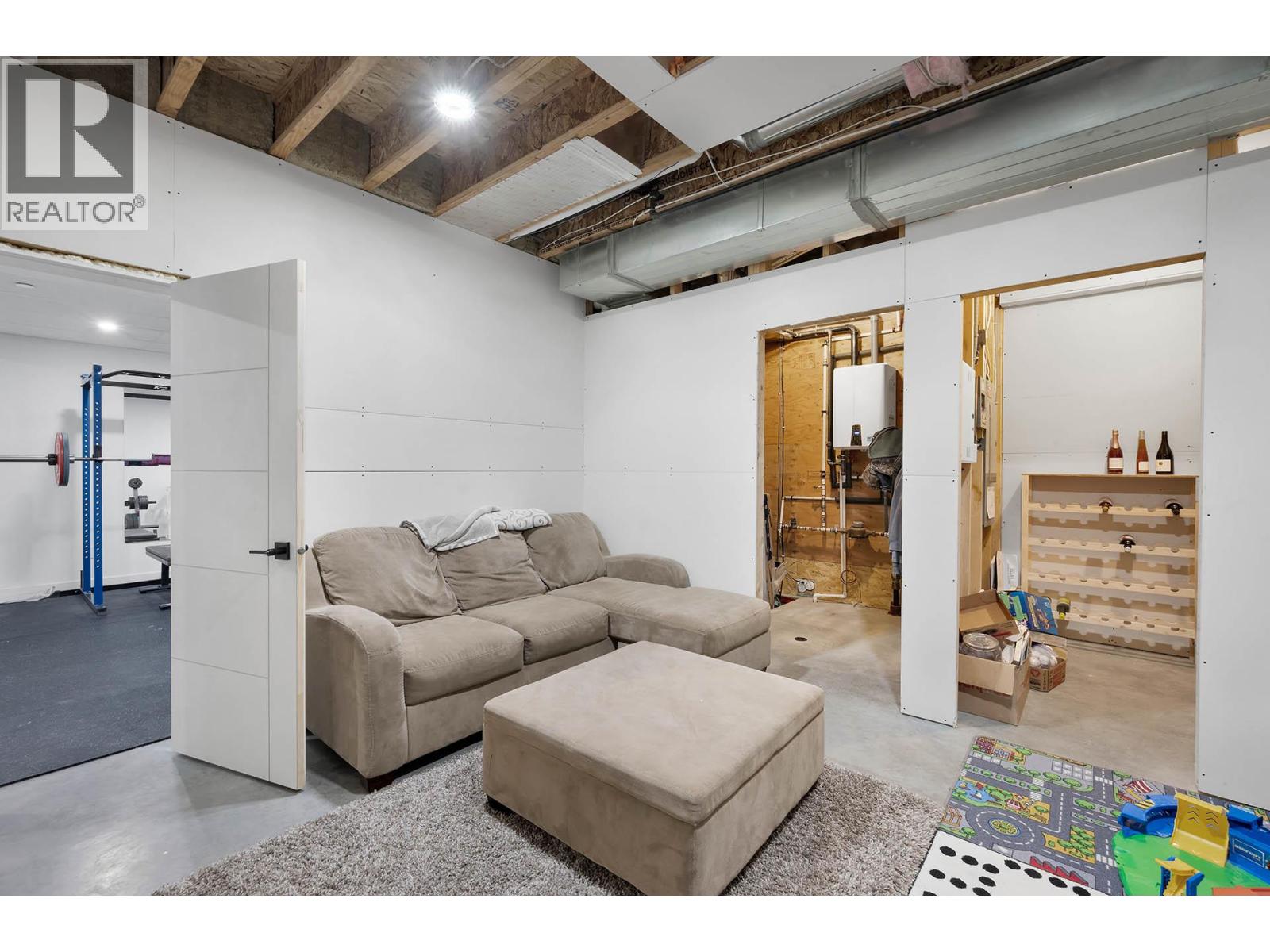 198 CHETWYND Drive Kamloops Photo 48