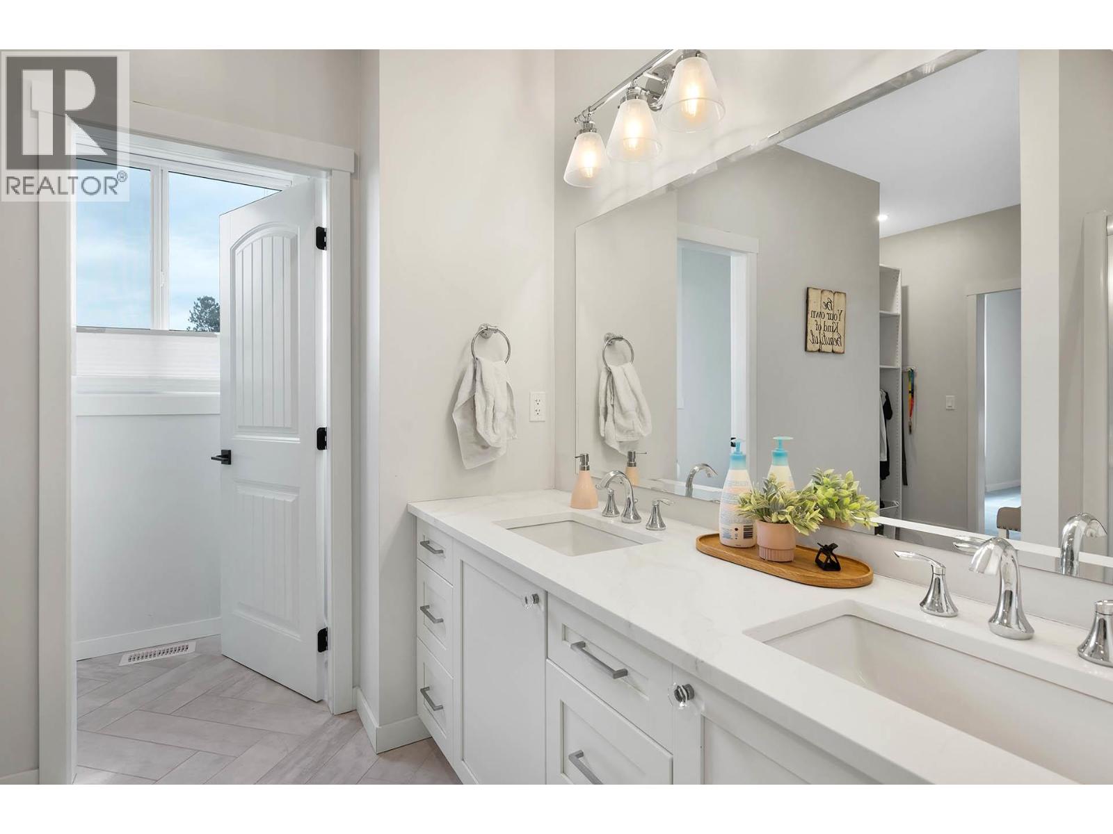 198 CHETWYND Drive Kamloops Photo 32