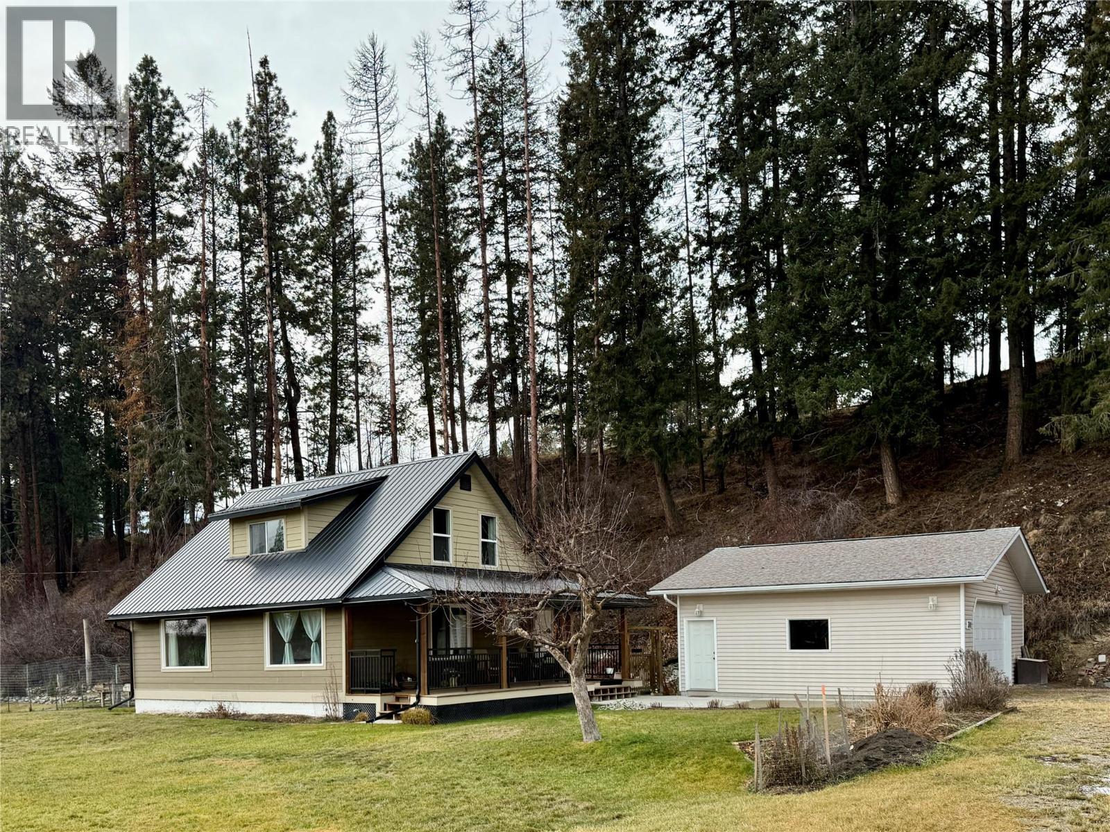 311 302nd Avenue, Kimberley, British Columbia  V1A 3G5 - Photo 3 - 10364344