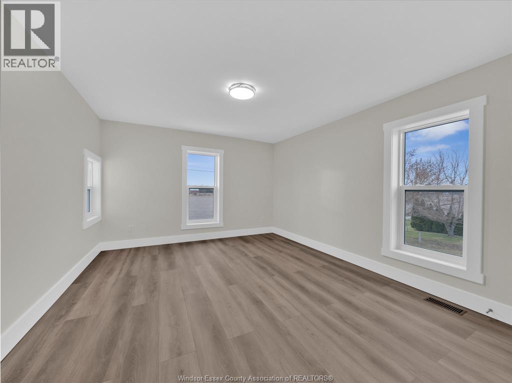 27 Road 7 East, Kingsville, Ontario  N0P 2G0 - Photo 31 - 25030909