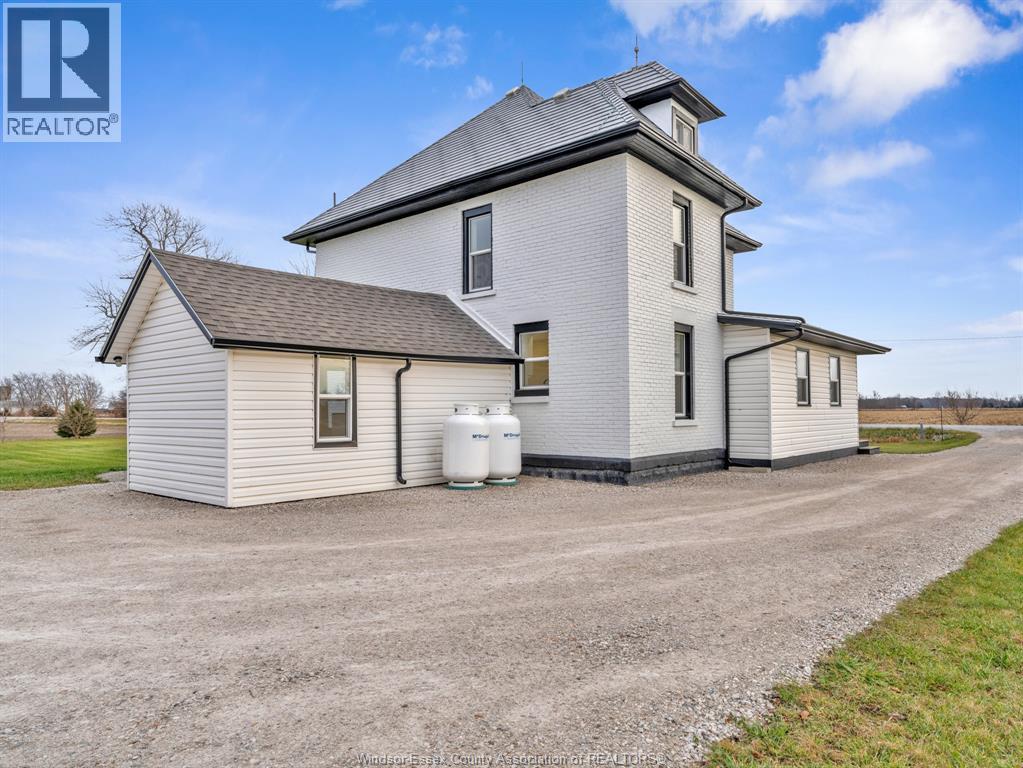 27 Road 7 East, Kingsville, Ontario  N0P 2G0 - Photo 40 - 25030909