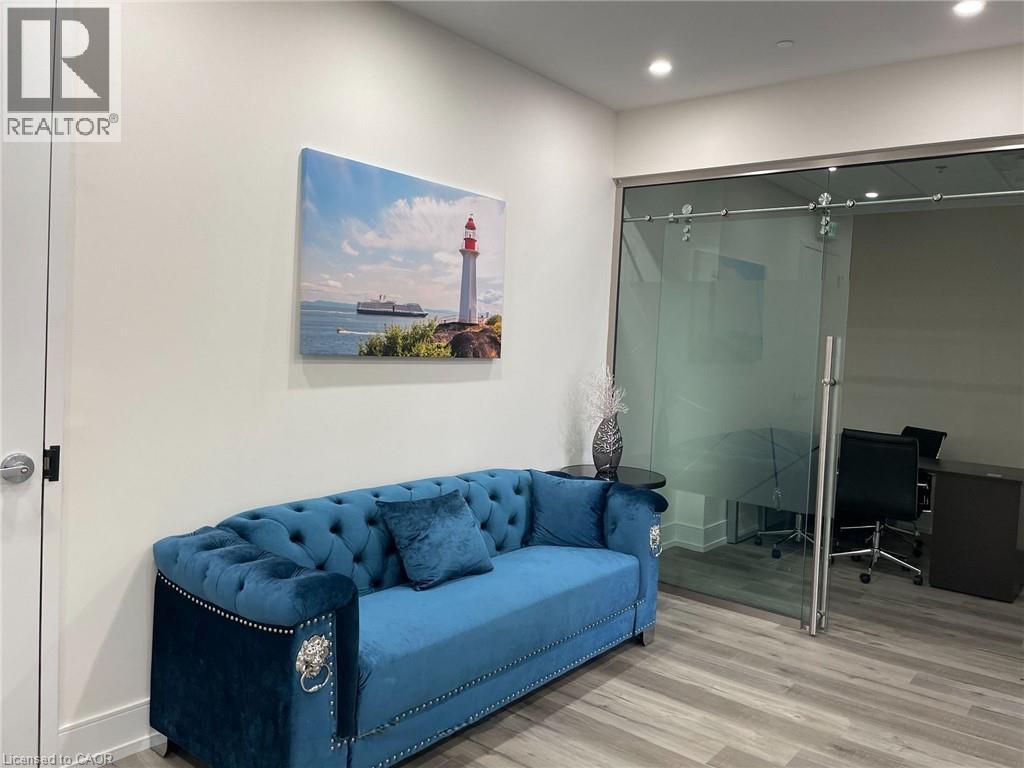 9300 GOREWAY Drive Unit# 216, peel, Ontario