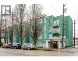 <div class="price">$659,000</div> 304 8989 Hudson Street, Vancouver<br><div style="margin-bottom:8px;"><small>RE/MAX Select Properties</small></div><div class='bed_bath'>2 Bed | 2 Bath</div>