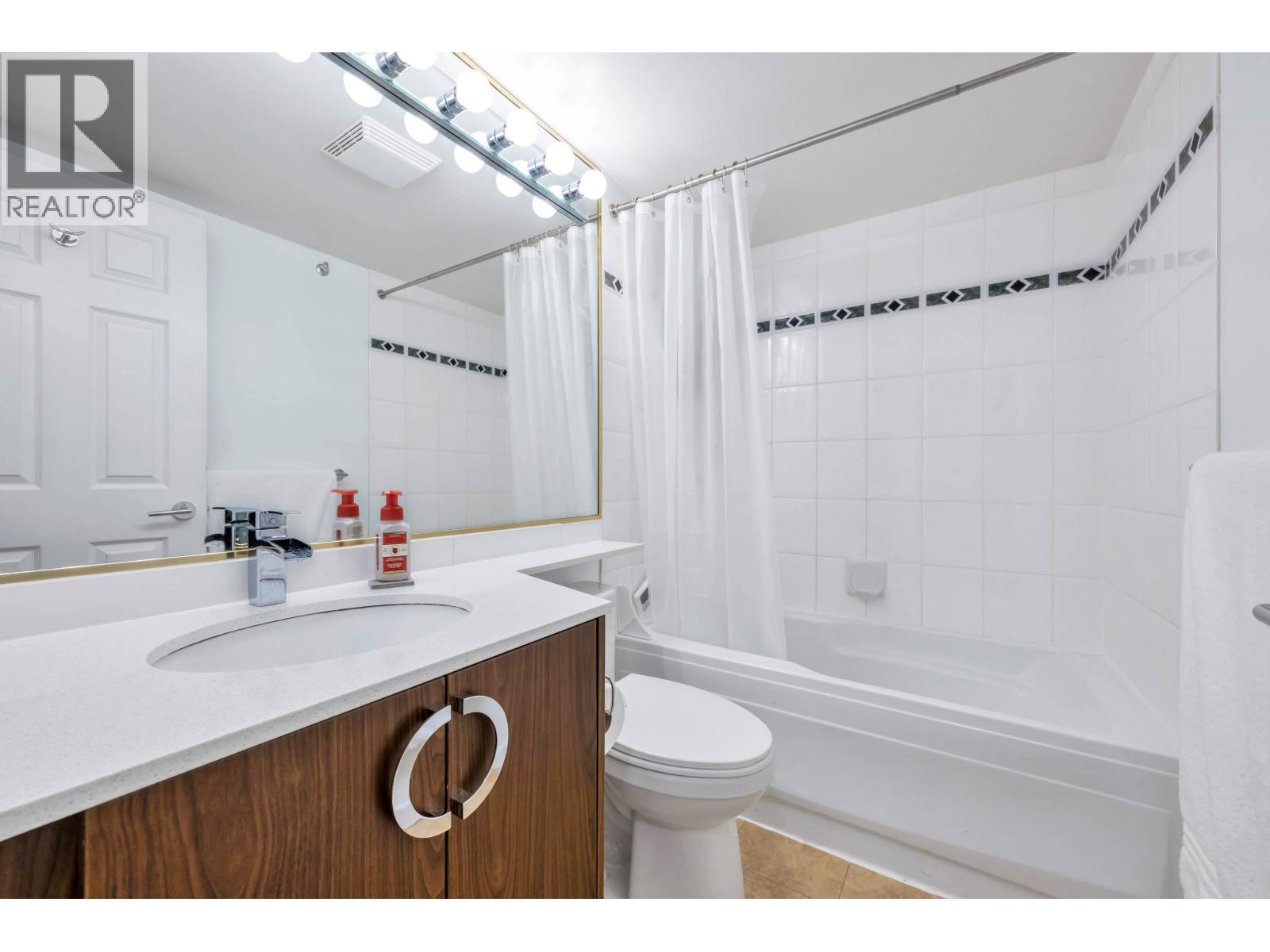 304 8989 Hudson Street, Vancouver, British Columbia  V6P 6Y1 - Photo 16 - R3071188