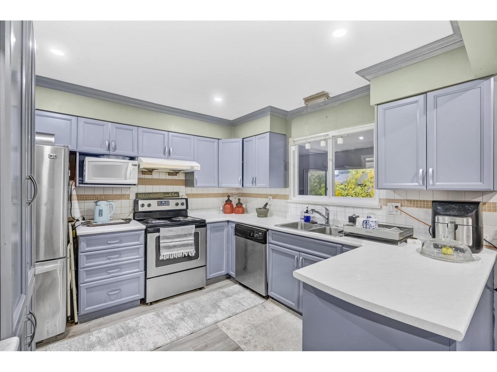 8132 116 Street, Delta, British Columbia  V4C 5T9 - Photo 3 - R3071221