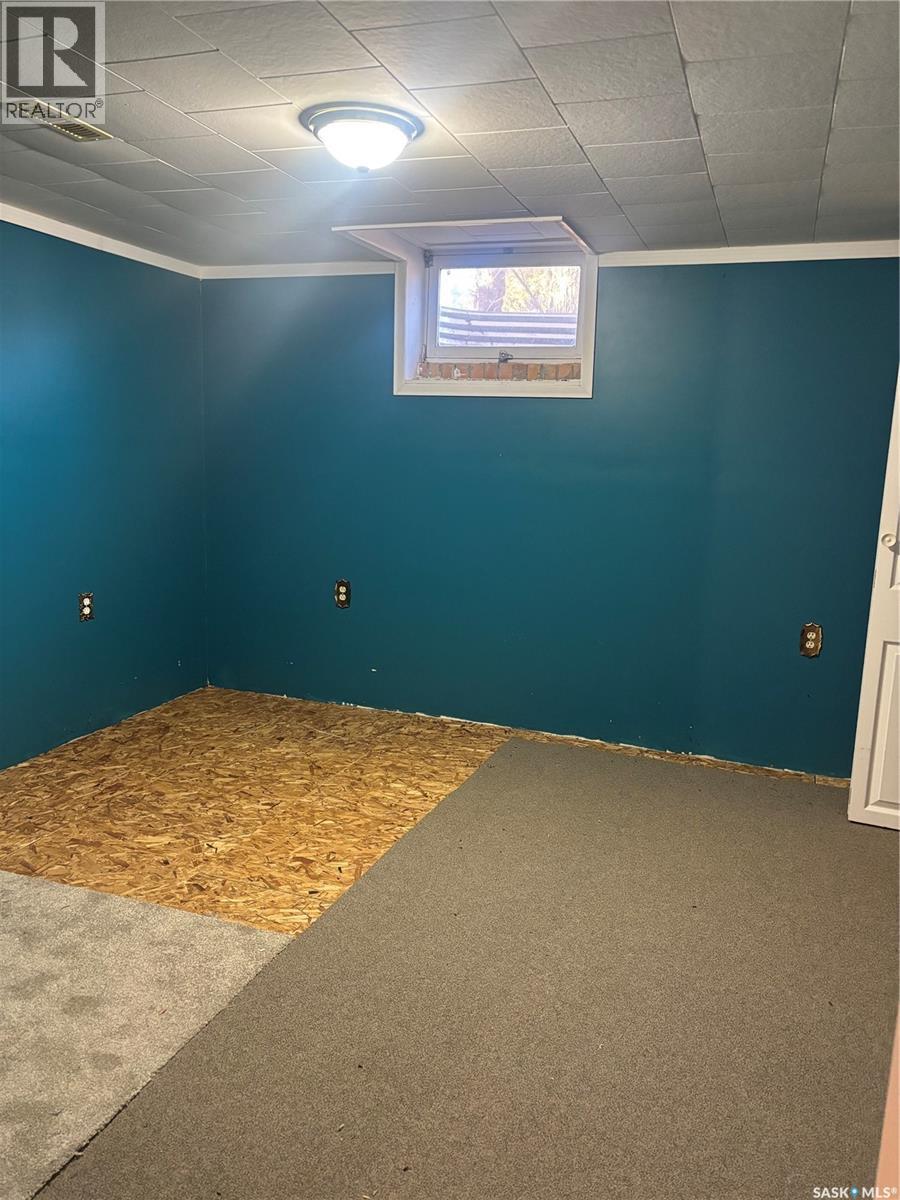 210 South Avenue E, Hafford, Saskatchewan  S0J 1A0 - Photo 22 - SK025013