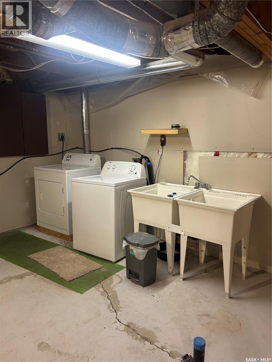 210 South Avenue E, Hafford, Saskatchewan  S0J 1A0 - Photo 26 - SK025013