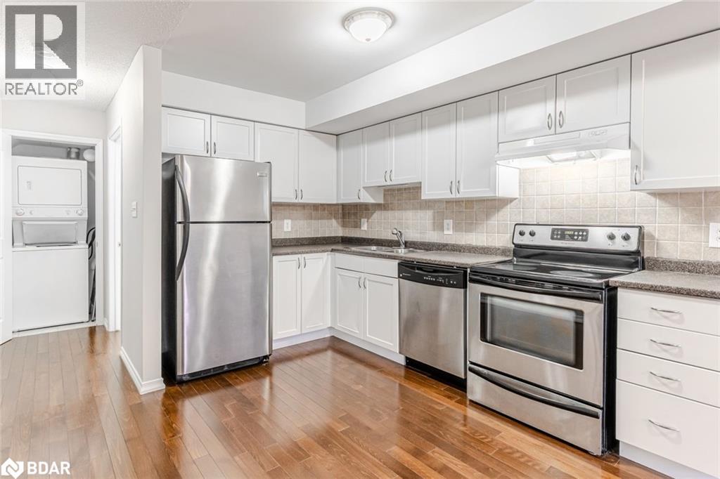 15 Cheltenham Road Unit# 1, Barrie, Ontario  L4M 0E7 - Photo 3 - 40791676