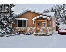 1807 2 Avenue N Westminster