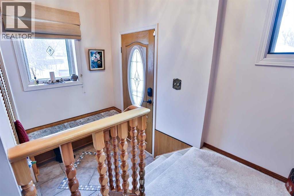 1807 2 Avenue N, Lethbridge, Alberta  T1H 0B5 - Photo 8 - A2272682