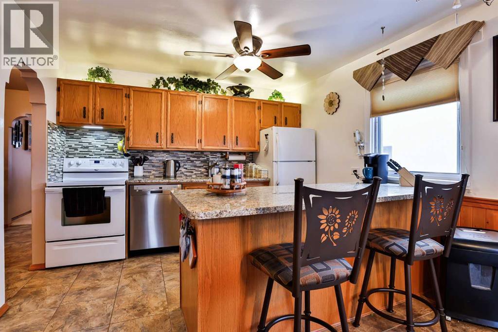 1807 2 Avenue N, Lethbridge, Alberta  T1H 0B5 - Photo 17 - A2272682