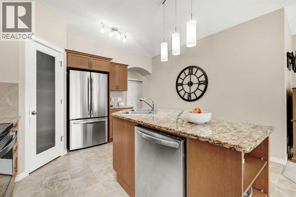 1402 Ravenscroft Avenue Se, Airdrie, Alberta  T4A 0L9 - Photo 7 - A2253501