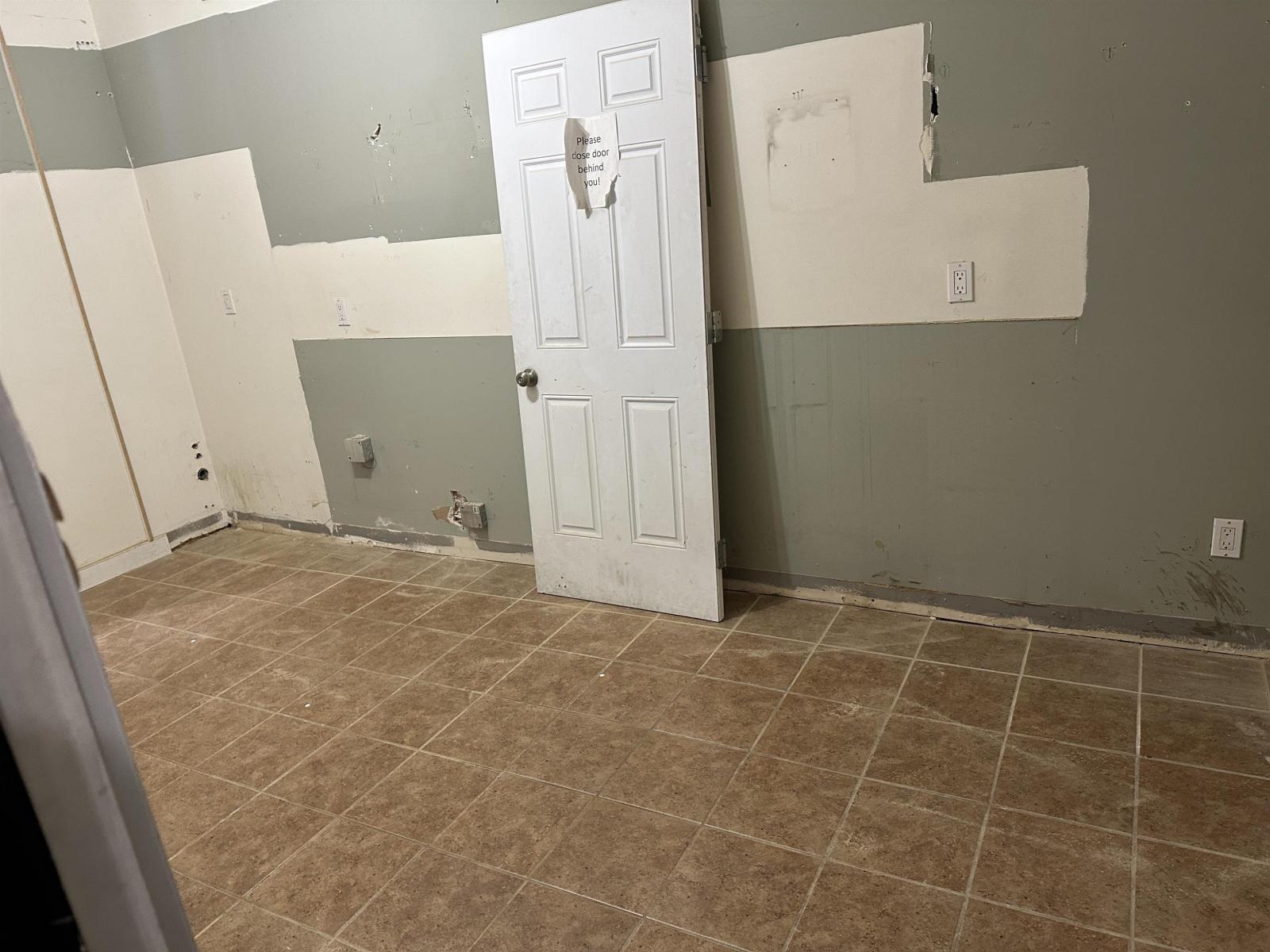 107 13045 84 Avenue, Surrey, British Columbia V3W 1B3 - Photo 5 - C8074223