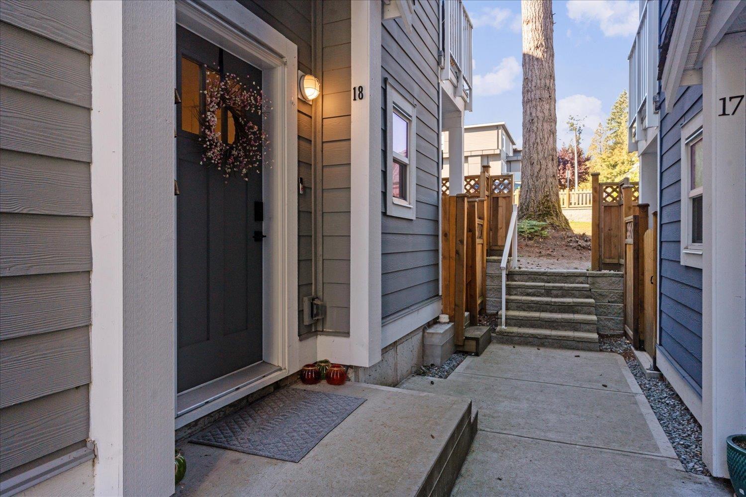 18 9762 182a Street, Surrey, British Columbia  V4N 6W5 - Photo 3 - R3069557