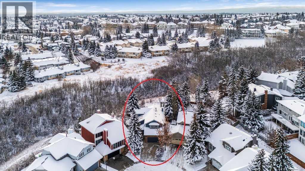 15 Strathlorne Bay Sw, Calgary, Alberta  T3H 1R1 - Photo 2 - A2272549