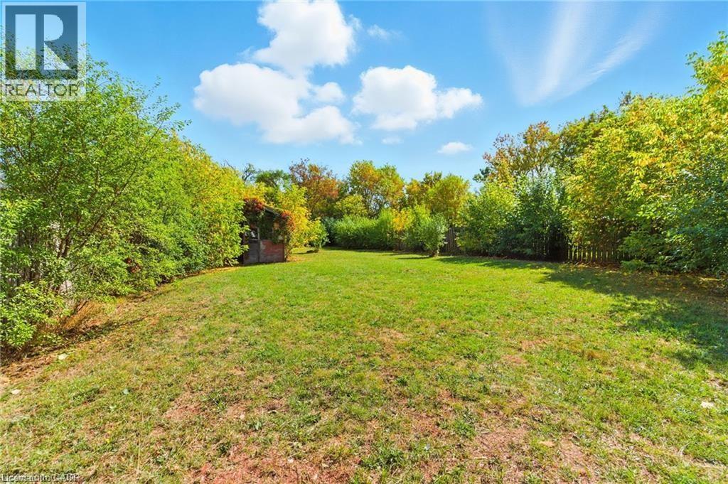 22 Worsley Road, Stoney Creek, Ontario  L8E 2E7 - Photo 39 - 40791119