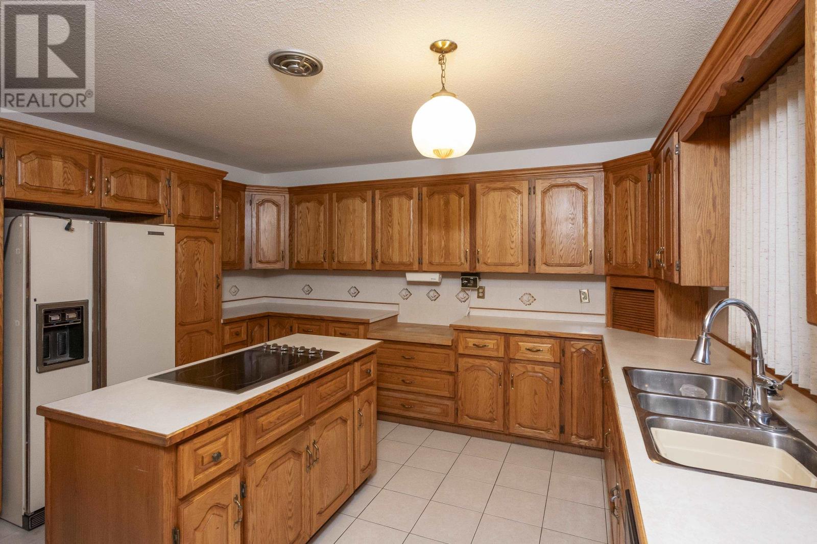 440 Central Ave, Thunder Bay, Ontario  P7B 6B4 - Photo 37 - TB253589