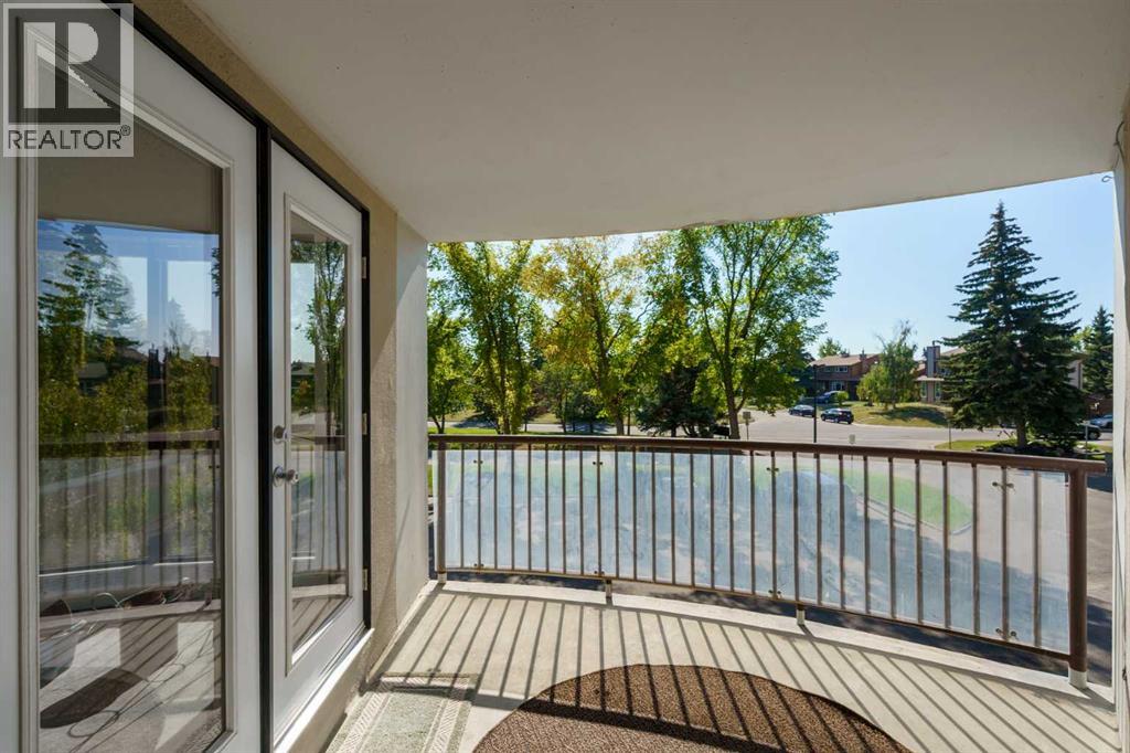 221, 20 Coachway Road Sw, Calgary, Alberta  T3H 1E6 - Photo 9 - A2258710