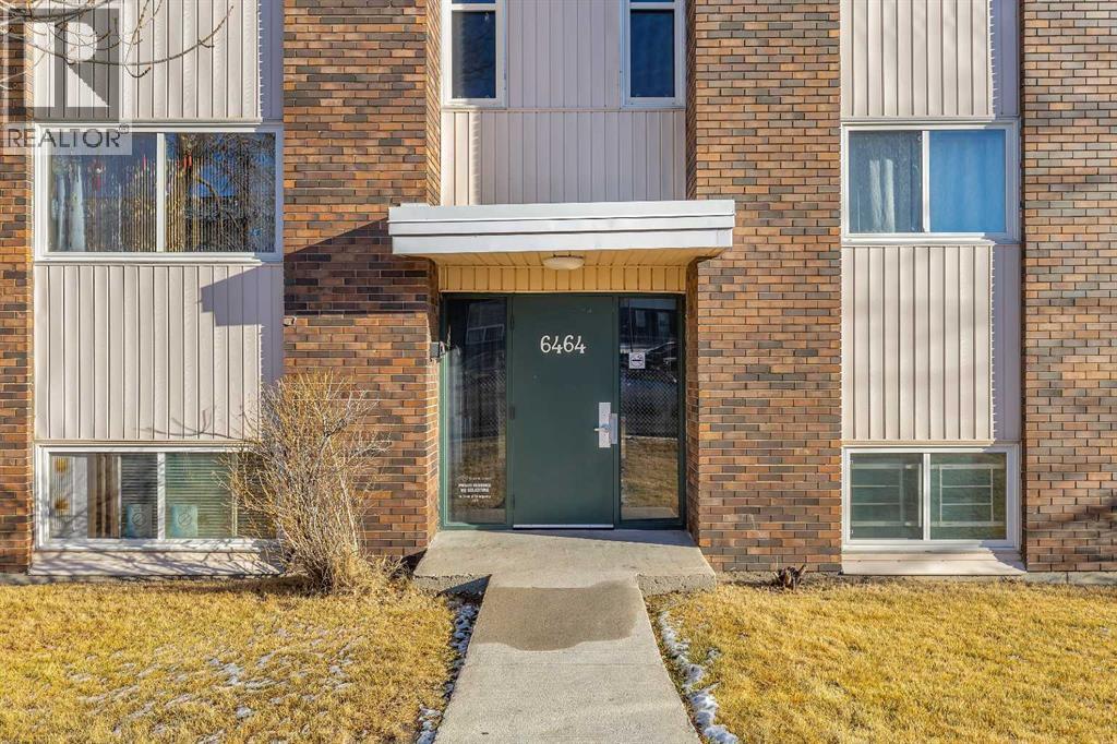 301, 6464 Travois Crescent Nw, Calgary, Alberta  T2K 3S9 - Photo 3 - A2273128