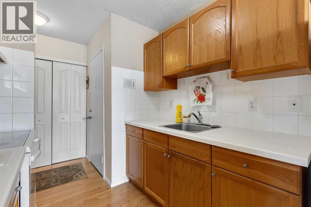 301, 6464 Travois Crescent Nw, Calgary, Alberta  T2K 3S9 - Photo 13 - A2273128