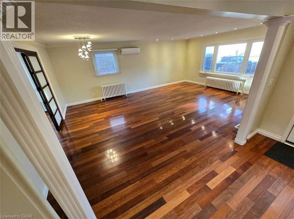 1568 Cawthra Court, Mississauga, Ontario  L5G 4L3 - Photo 4 - 40791282