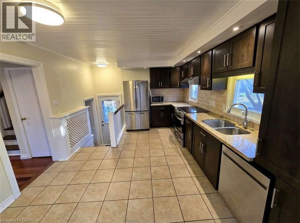 1568 Cawthra Court, Mississauga, Ontario  L5G 4L3 - Photo 11 - 40791282