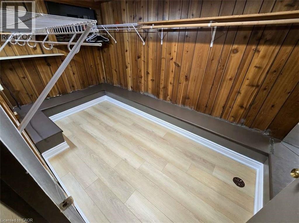 1568 Cawthra Court, Mississauga, Ontario  L5G 4L3 - Photo 32 - 40791282