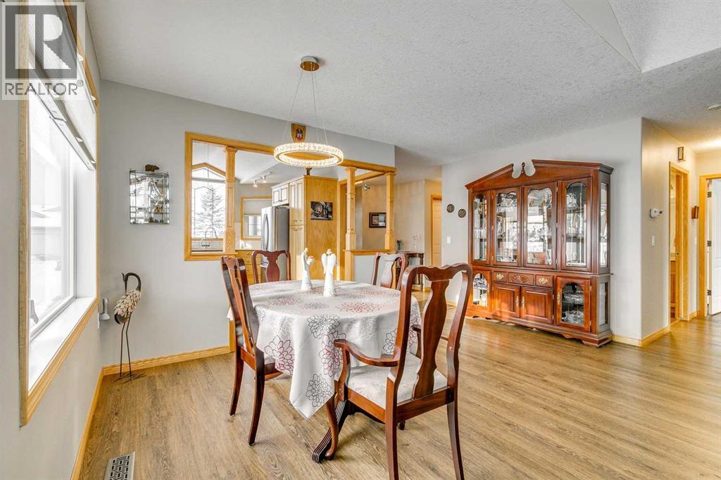 801 Ascension Bay, Rural Rocky View County, Alberta  T1X 1P7 - Photo 10 - A2273138