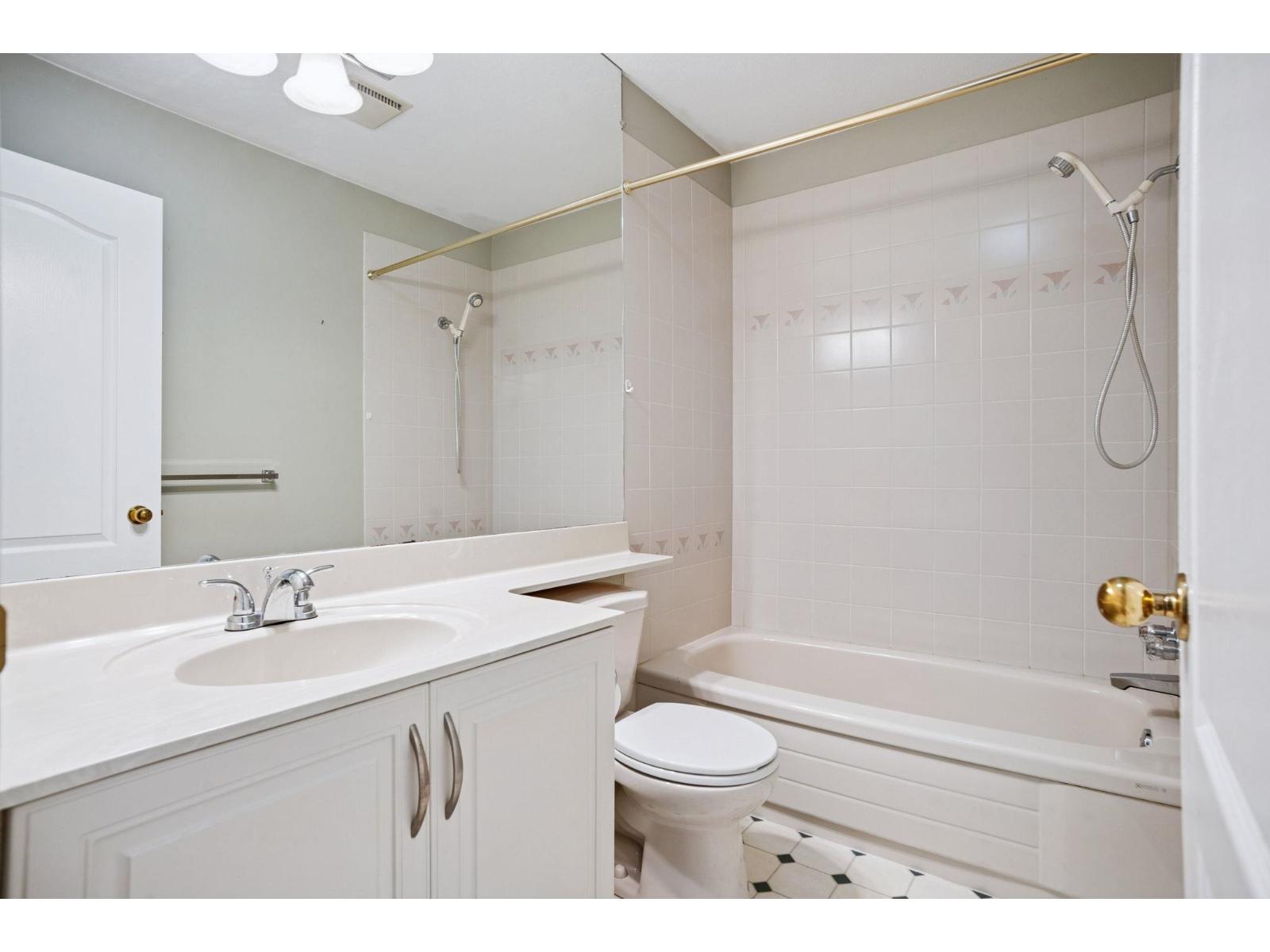 1 12923 17 Avenue, Surrey, British Columbia  V4A 8T2 - Photo 22 - R3071013