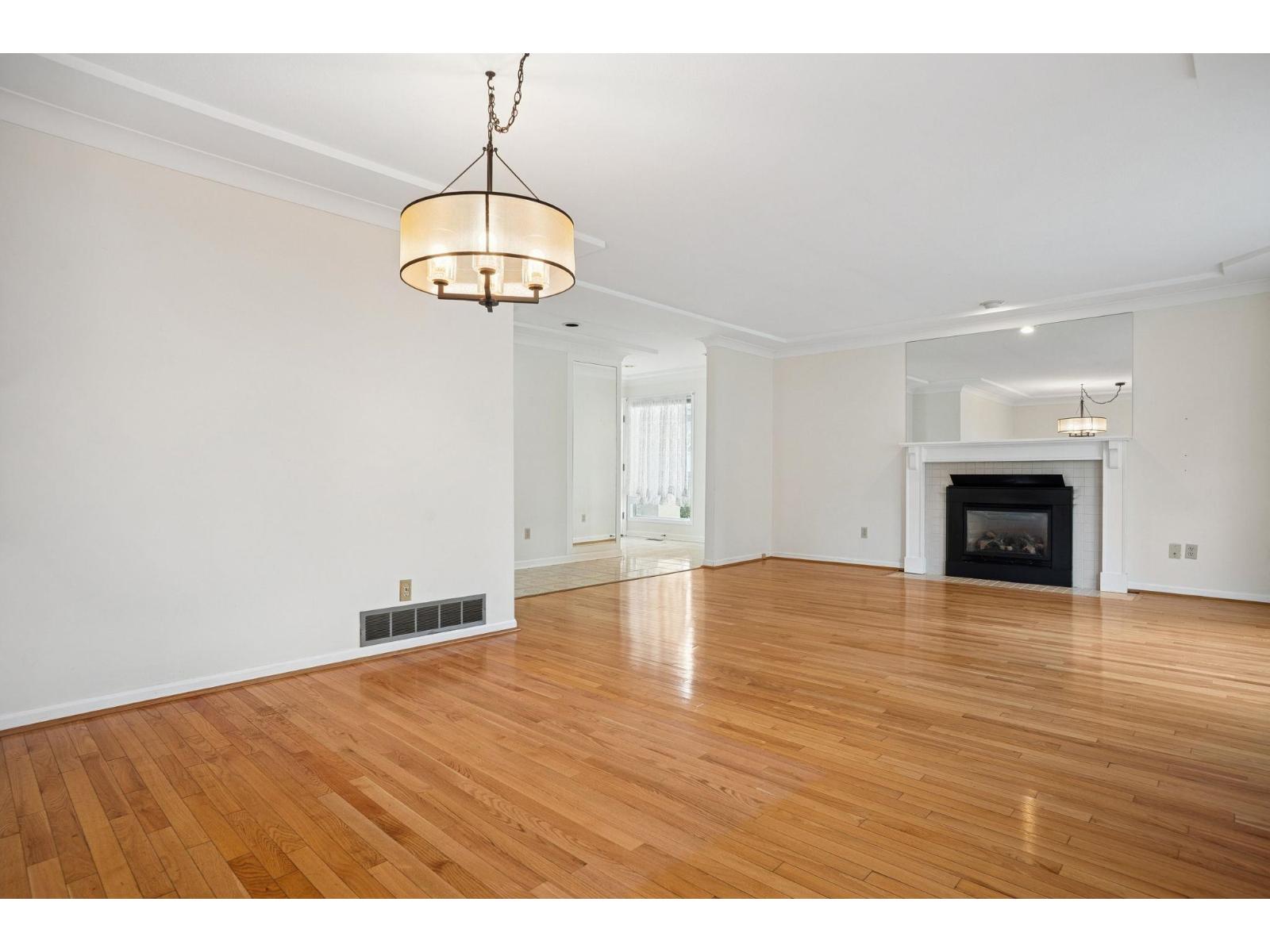 1 12923 17 Avenue, Surrey, British Columbia  V4A 8T2 - Photo 9 - R3071013