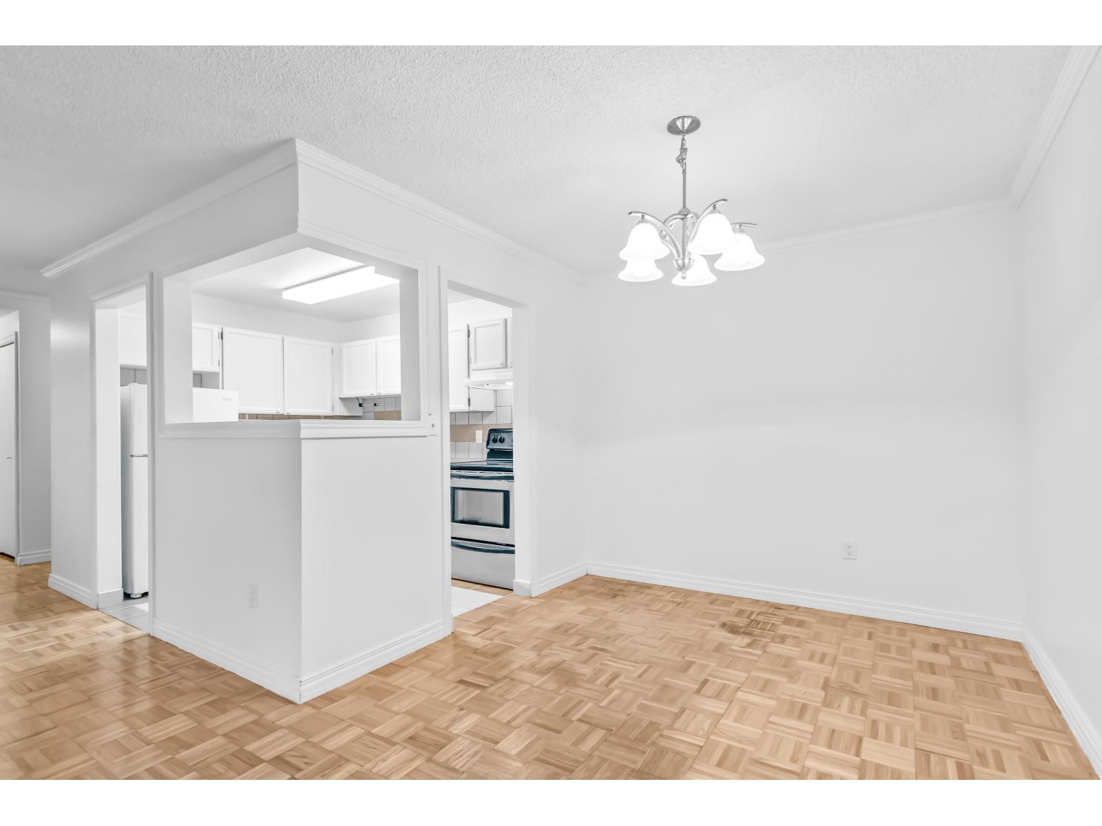 107 1555 Fir Street, White Rock, British Columbia V4B 4B6 - Photo 6 - R3071023