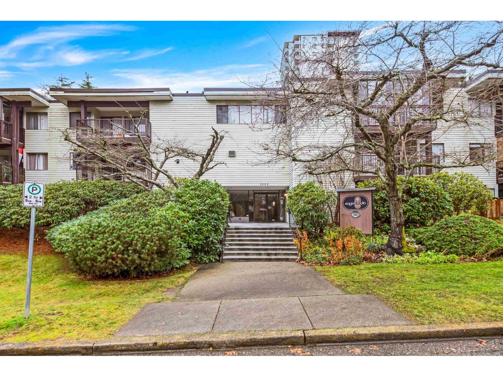 107 1555 FIR STREET, White Rock, British Columbia