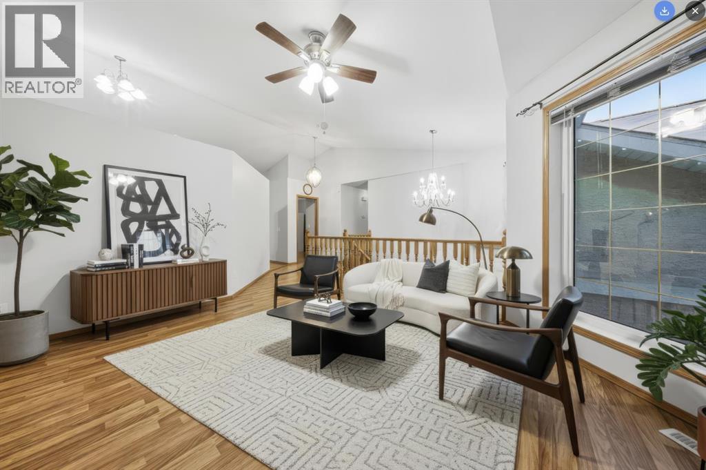 5905 61 Avenue, Ponoka, Alberta  T4J 1T8 - Photo 3 - A2273314