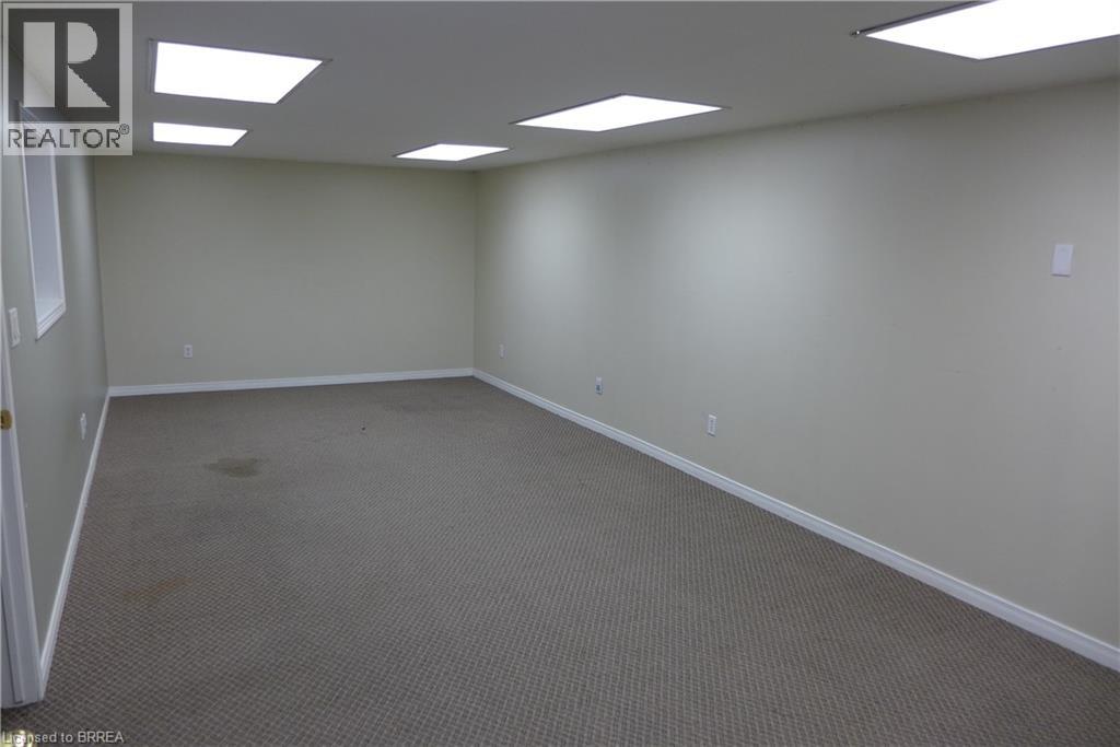 27 Copernicus Boulevard Unit# 8, Brantford, Ontario  N3T 1N4 - Photo 5 - 40791068