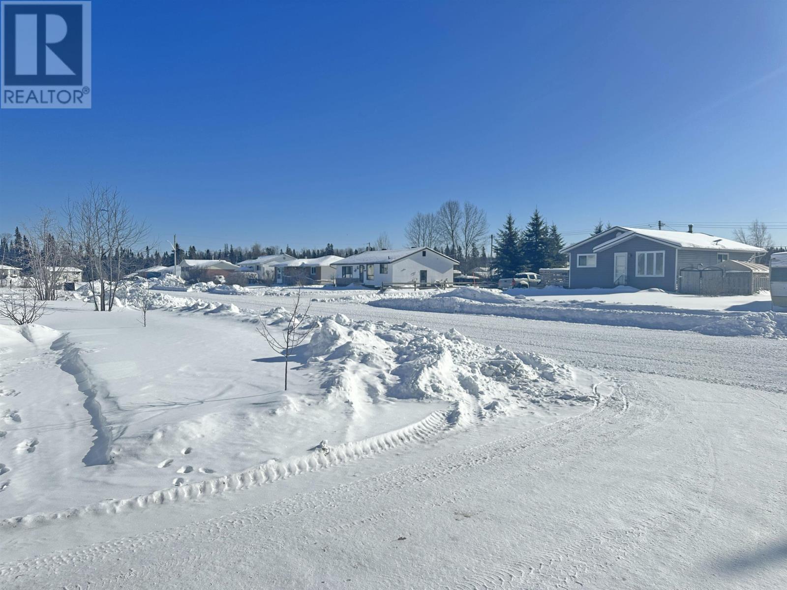 124 Highland Crescent, Nakina, Ontario  P0T 2H0 - Photo 32 - TB253590