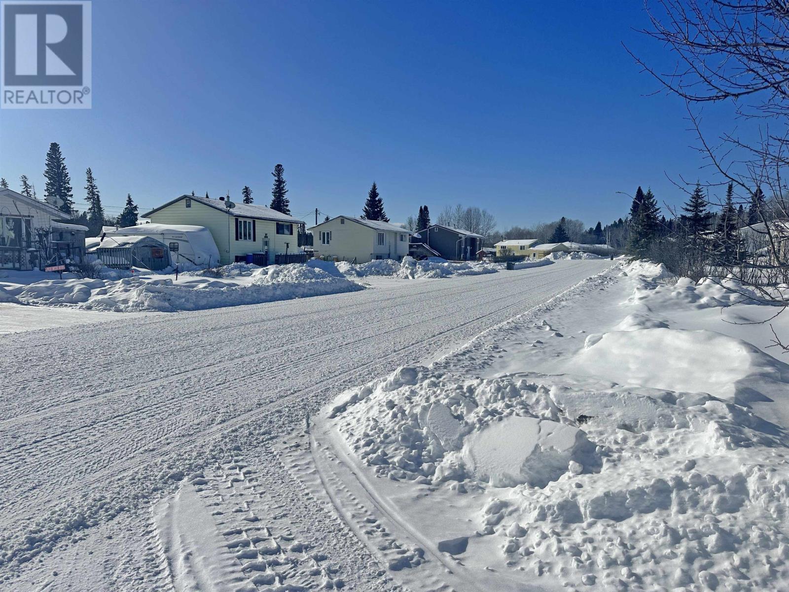 124 Highland Crescent, Nakina, Ontario  P0T 2H0 - Photo 34 - TB253590