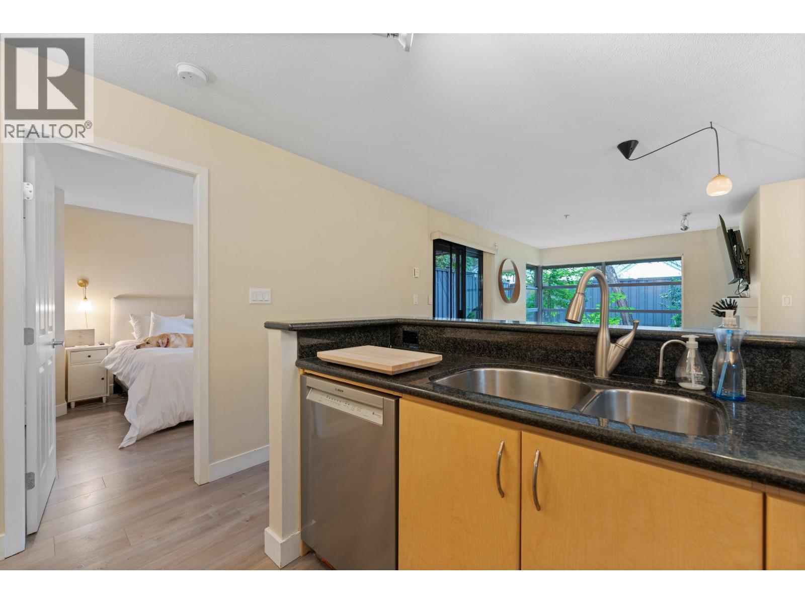 102 3083 W 4th Avenue, Vancouver, British Columbia  V6K 1R5 - Photo 16 - R3071202