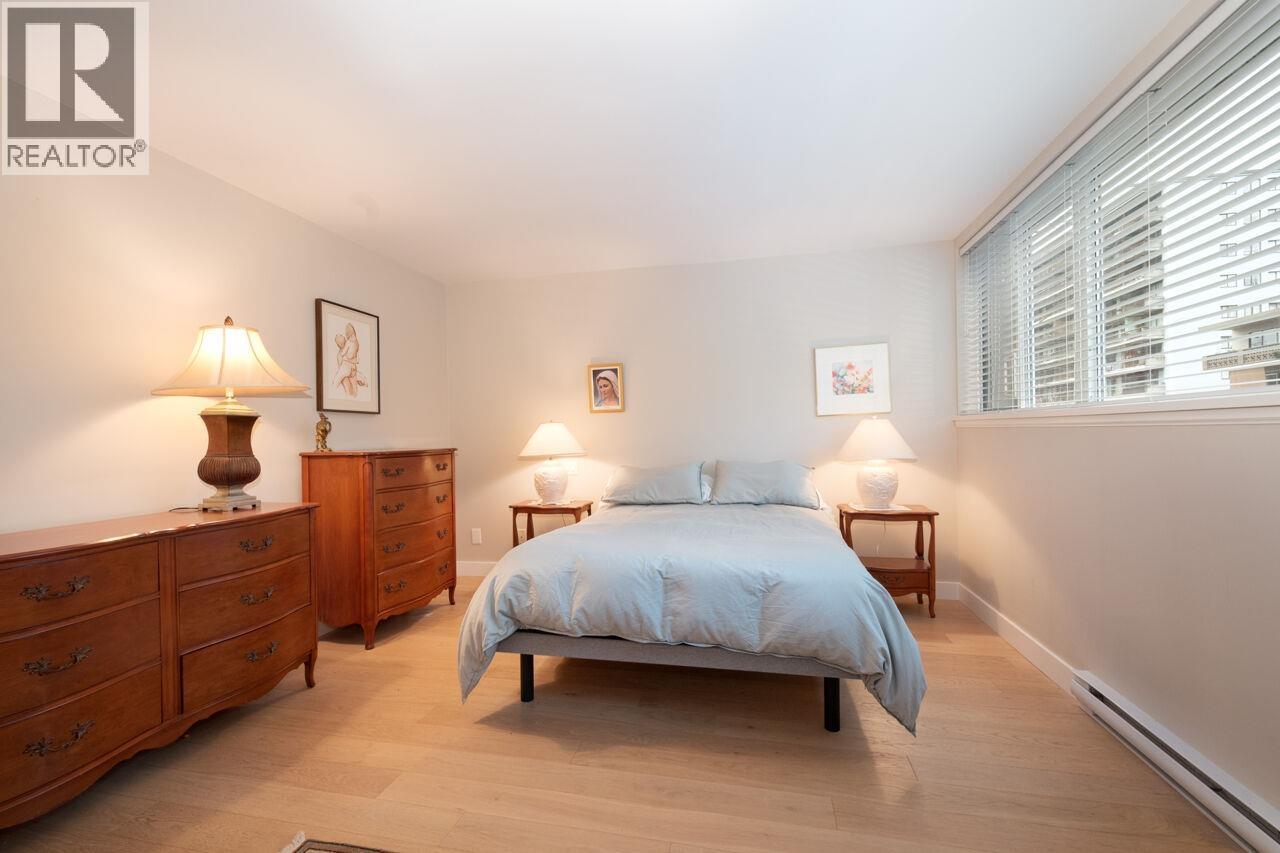 301 1455 Duchess Avenue, West Vancouver, British Columbia V7T 1H7 - Photo 16 - R3071225