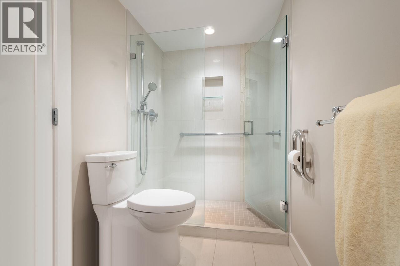 301 1455 Duchess Avenue, West Vancouver, British Columbia V7T 1H7 - Photo 20 - R3071225