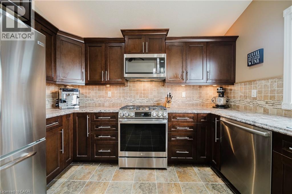 40 Riverside Drive, New Hamburg, Ontario  N3A 2H6 - Photo 12 - 40790903