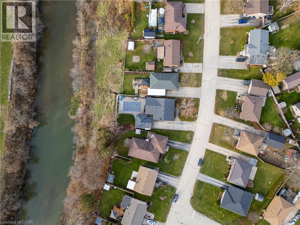 40 Riverside Drive, New Hamburg, Ontario  N3A 2H6 - Photo 4 - 40790903