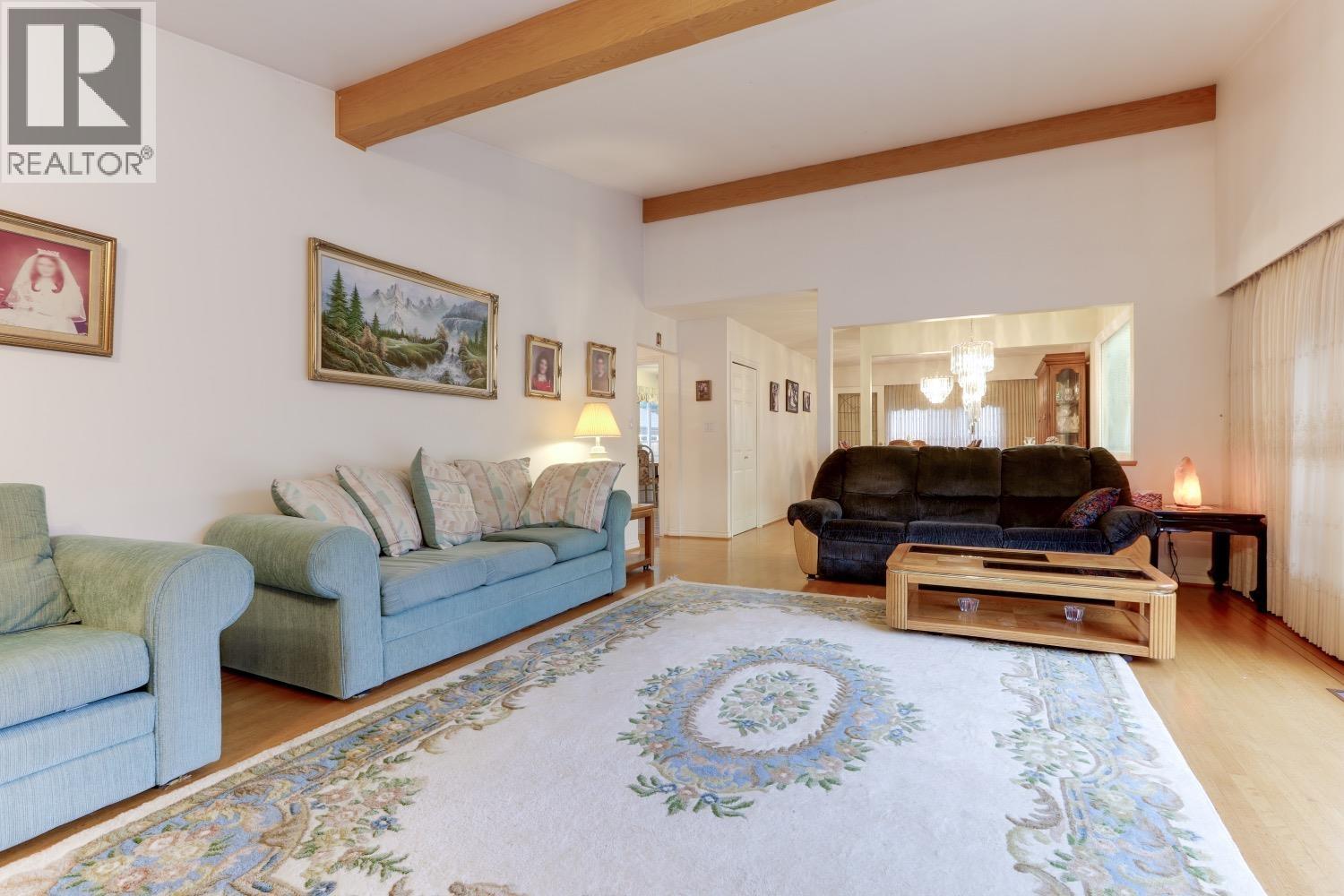 7765 Government Road, Burnaby, British Columbia V5A 2C7 - Photo 10 - R3071219