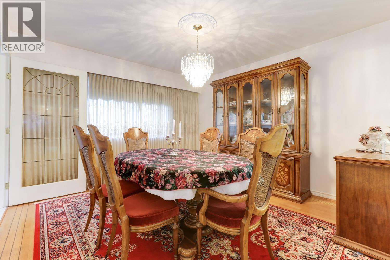 7765 Government Road, Burnaby, British Columbia V5A 2C7 - Photo 12 - R3071219