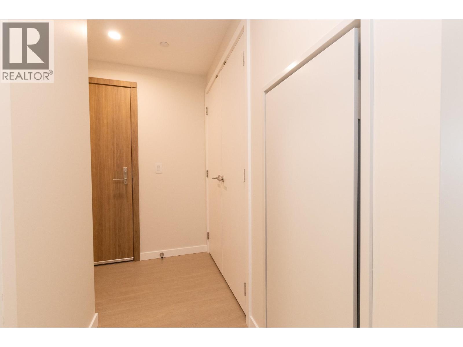 1505 2108 Gilmore Avenue, Burnaby, British Columbia  V5C 0N8 - Photo 11 - R3071236