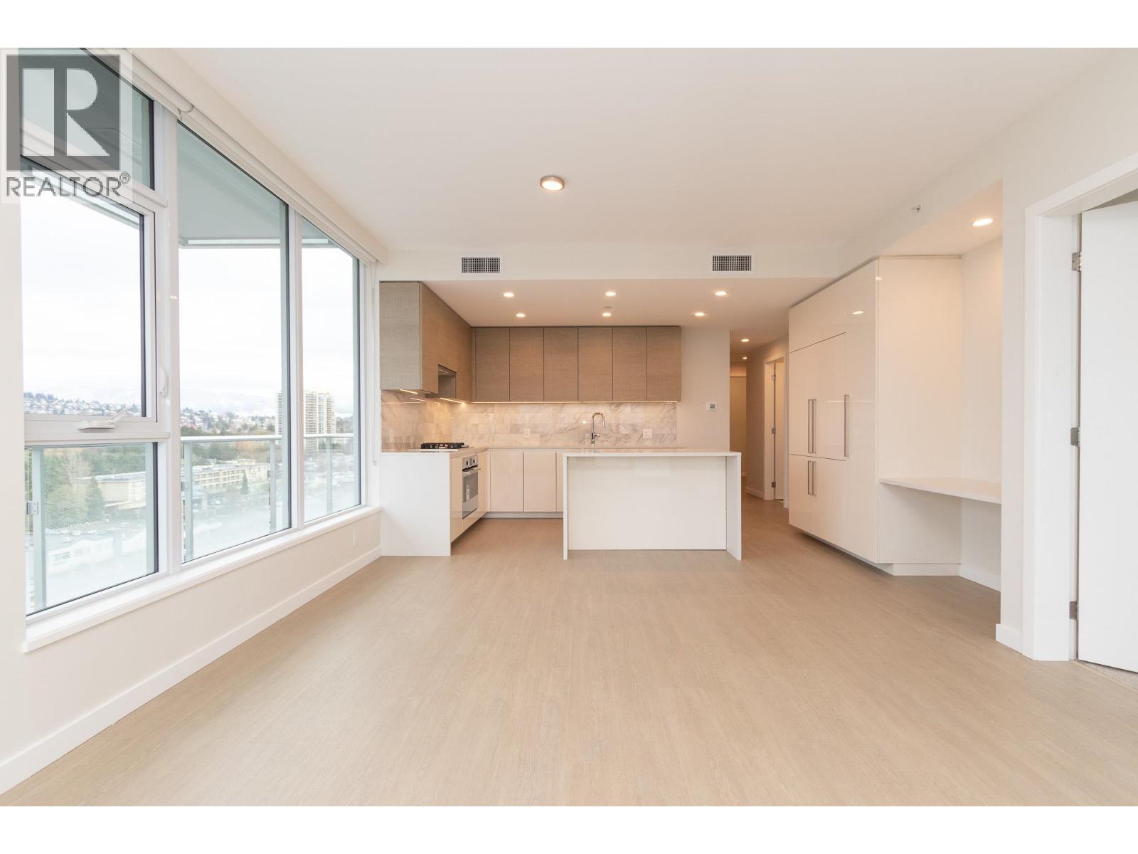 1505 2108 Gilmore Avenue, Burnaby, British Columbia  V5C 0N8 - Photo 3 - R3071236