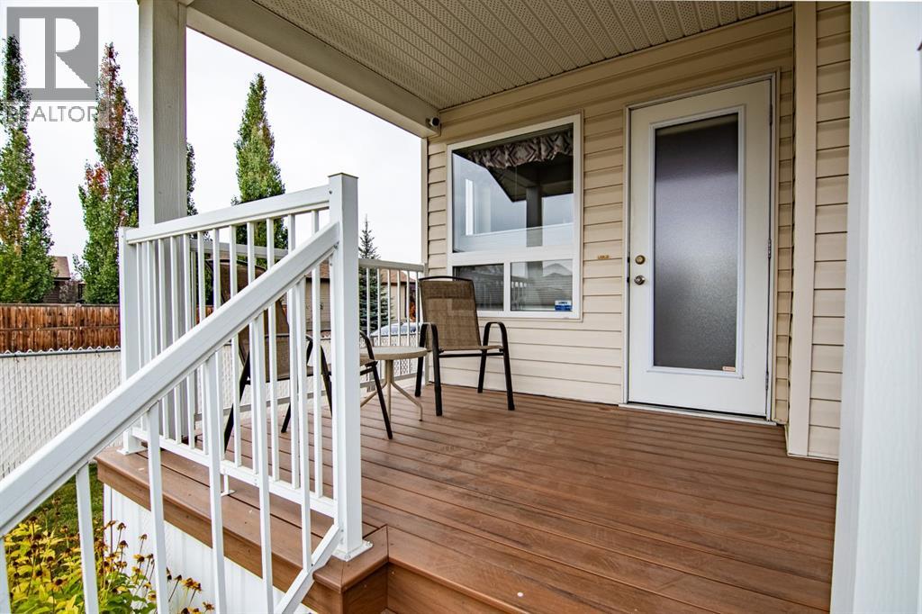 8 Oswald Close, Red Deer, Alberta  T4R 5E2 - Photo 9 - A2260856