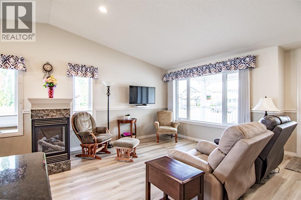 8 Oswald Close, Red Deer, Alberta  T4R 5E2 - Photo 15 - A2260856