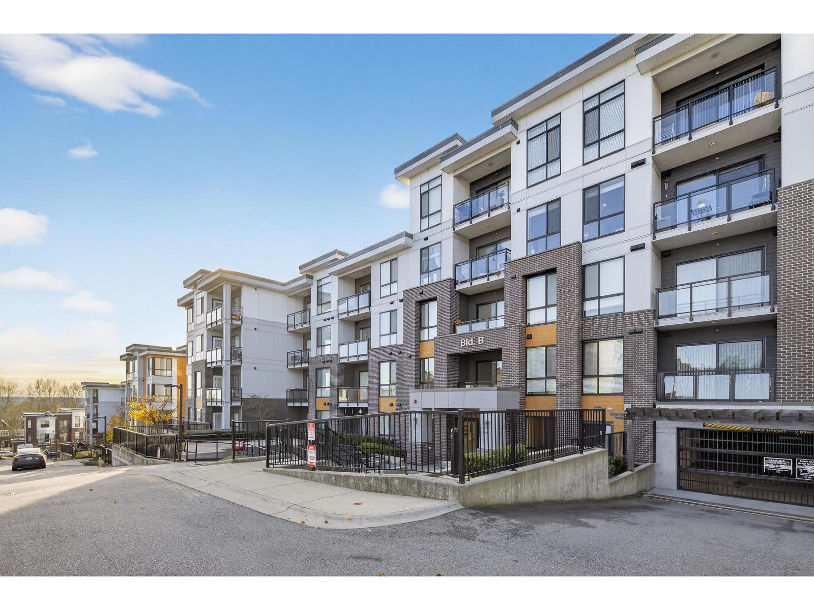 B208 20087 68 Avenue, Langley, British Columbia  V2Y 0Y3 - Photo 8 - R3071099