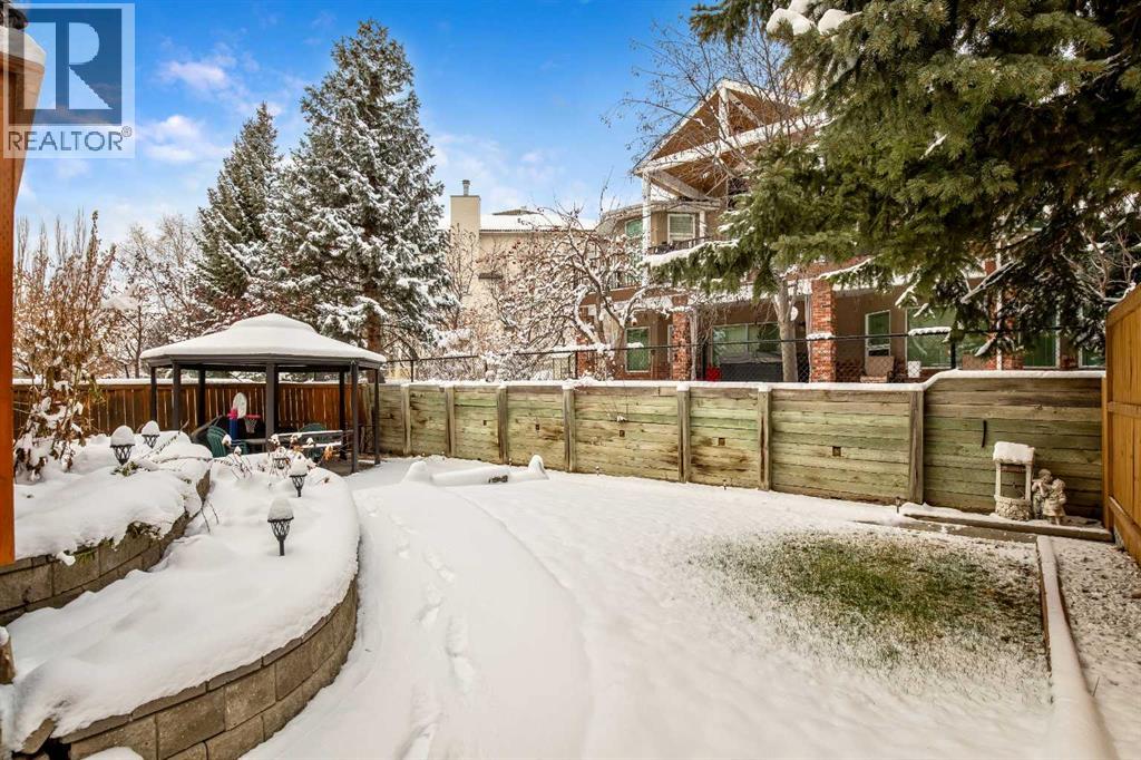 26 Simcrest Manor Sw, Calgary, Alberta  T3H 4K1 - Photo 41 - A2272875